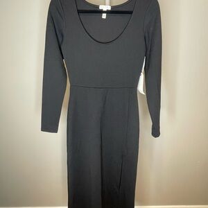 Leith Black Long Sleeve Scoop Neck Midi Dress